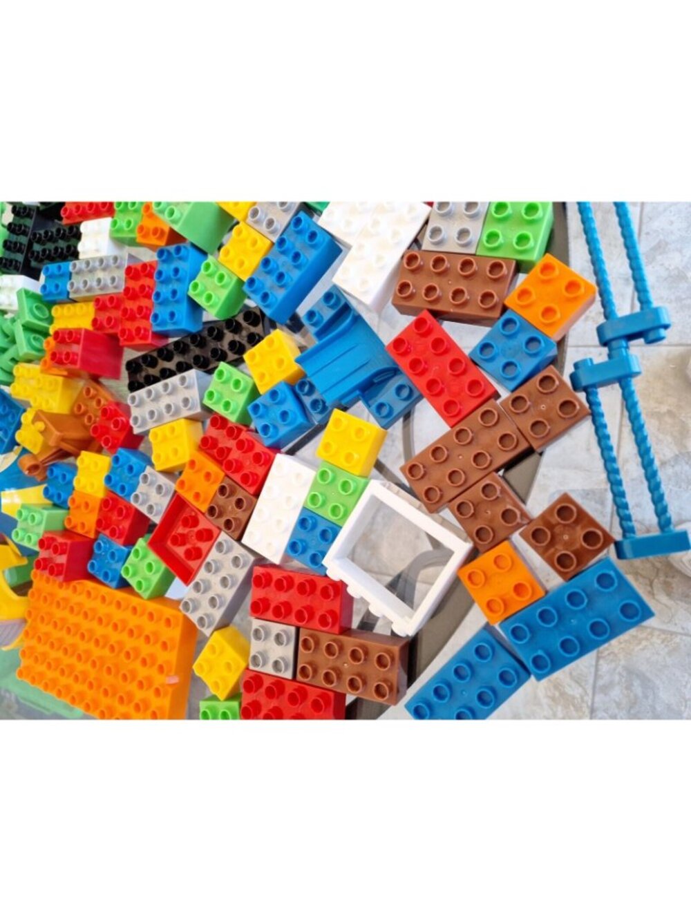 Mega Bloks Knapford Station Case Thomas & Friends 140 Pc Incomplete Lot - Picture 5 of 10